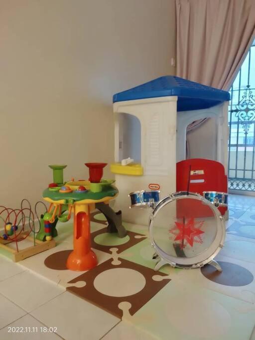 Rawang Conner Lot Homestay Экстерьер фото